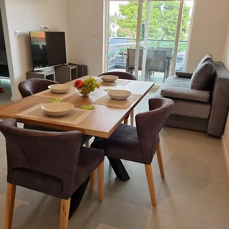 Apartment Olive Luxury Orebic
